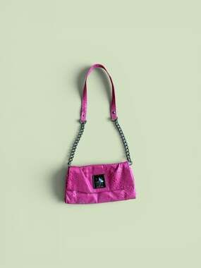 Kenneth Cole Reaction Pink Faux Snakeskin Chain Strap Shoulder Bag Y2K